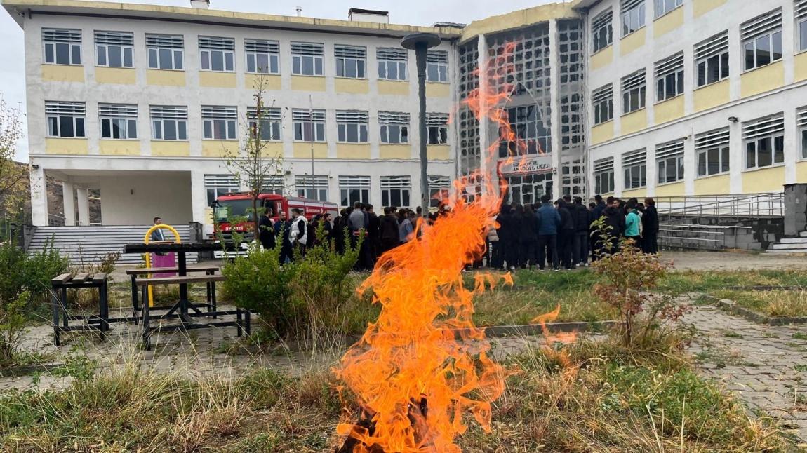 Okulumuzda Deprem Ve Yangın Tatbikatı